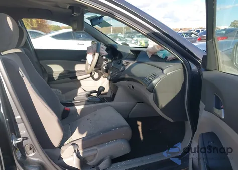 2009 Honda Accord 2.4 Lx z USA, uszkodzony, nr VIN 1HGCP263X9A113341